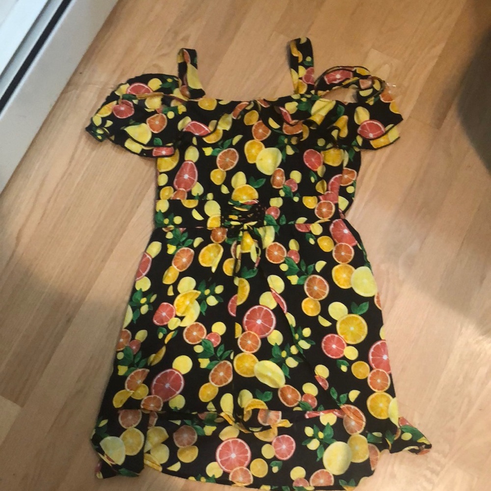 Lemon,romper - Picture 3 of 3